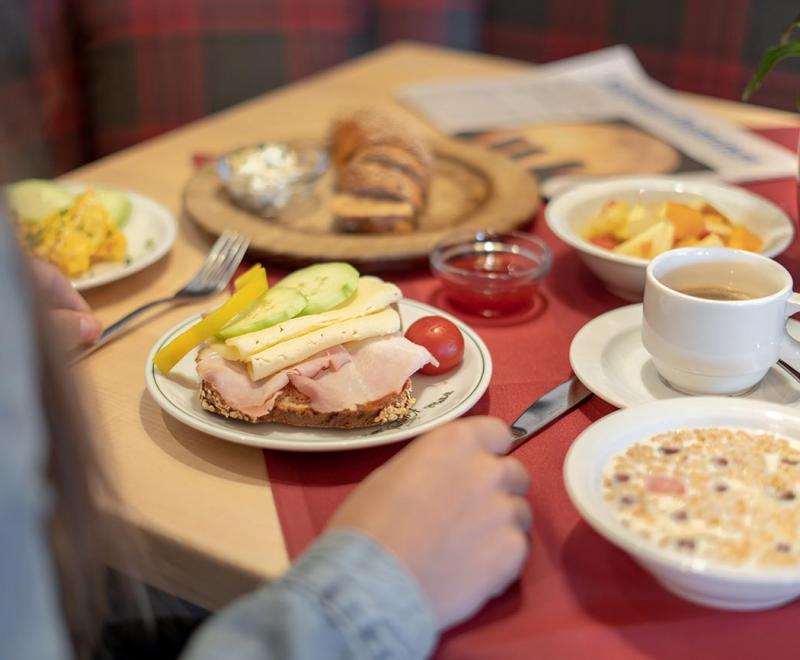 Frühstück beim Kamml